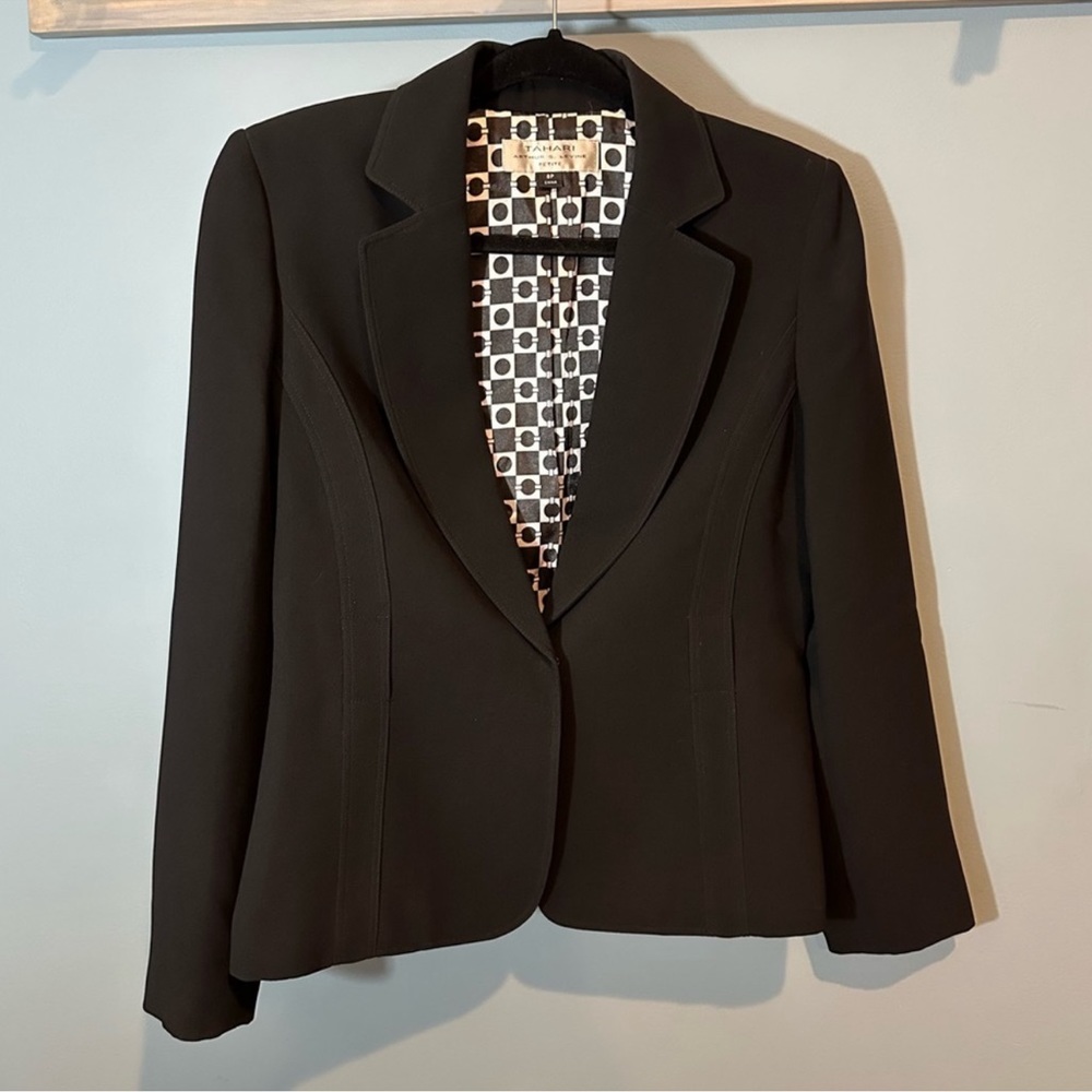 Tahari Arthur S. Levine Petite Single Button Suit Blazer in Black